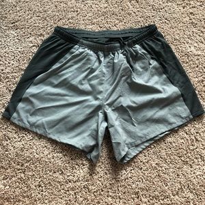 Men’s North Face running shorts